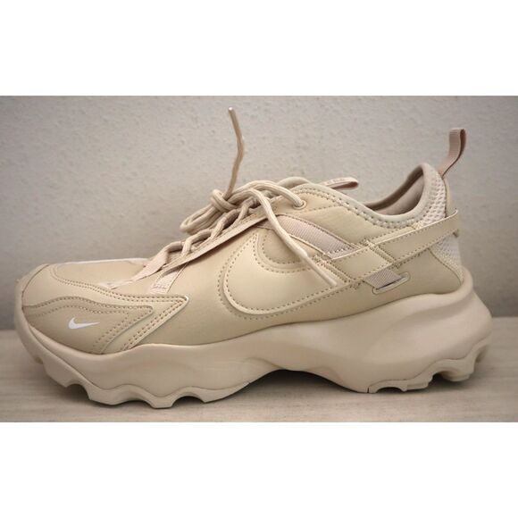 Nike HF1055-133 Women's Sz 11 Sanddrift/Beige TC 7900 Walking/Hiking Shoes - Picture 8 of 13